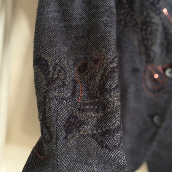 Coldwater Creek Embroidered Indigo Wool Paisley Art Blazer Size W18 - Picture 9 of 10